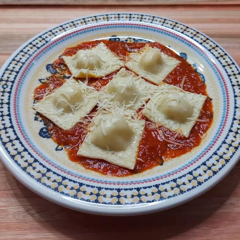 Raviolli de mussarela  450gr