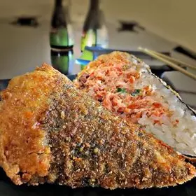 TEMAKI SALMAO FRITO