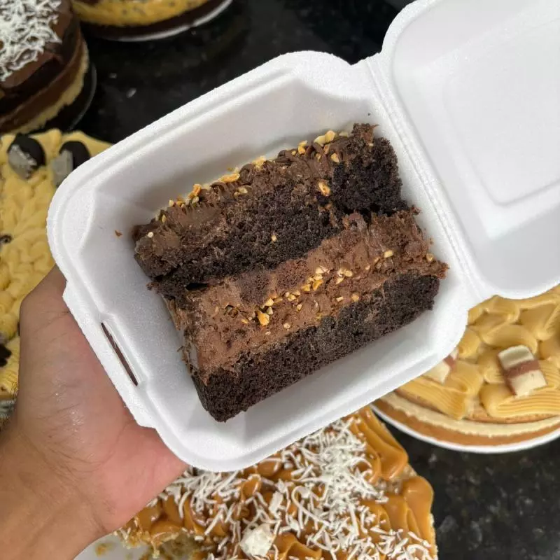 TORTA BROWNIE FERRERO