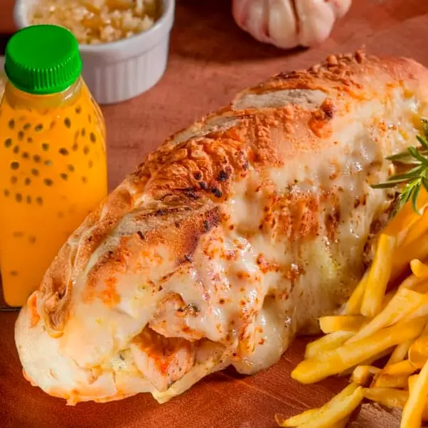 Pão de Alho Calabresa + Frita + Suco