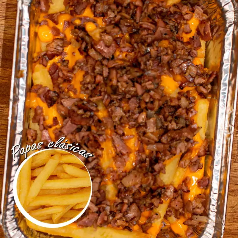 Papas clásicas cheddar & bacon!