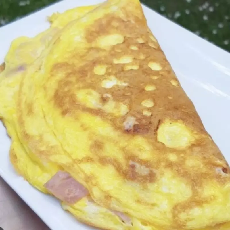 Omelette Jamón y queso