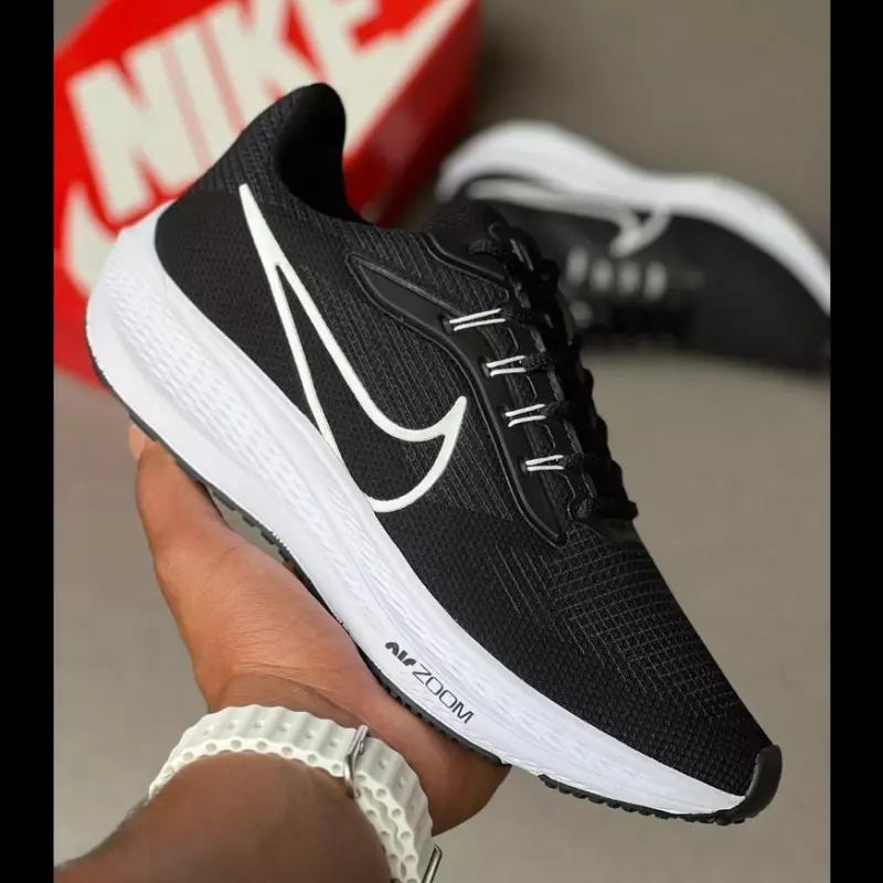 Nike zoom Preto/ Branco