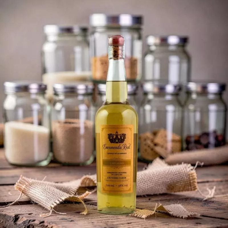 Envelhecida em barril de carvalho