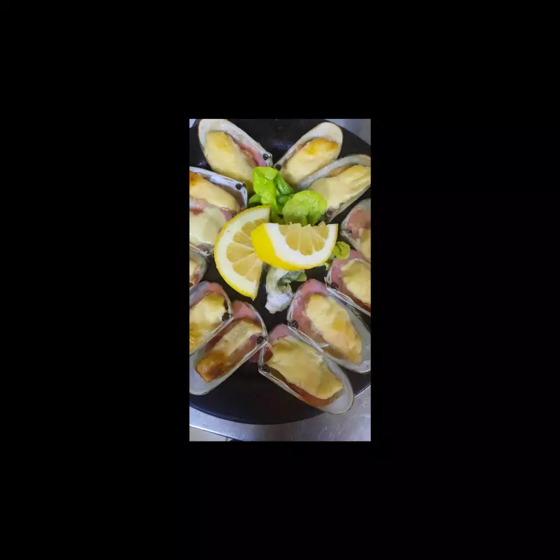 Machas a la Parmesana (12 unidades)