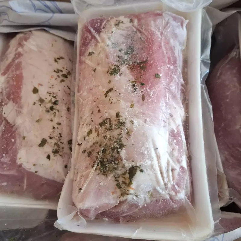 LOMBO SUÍNO RECHEADO 1KG200G