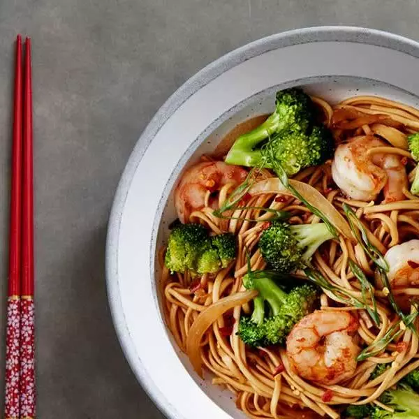 CHOW MEIN CAMARON