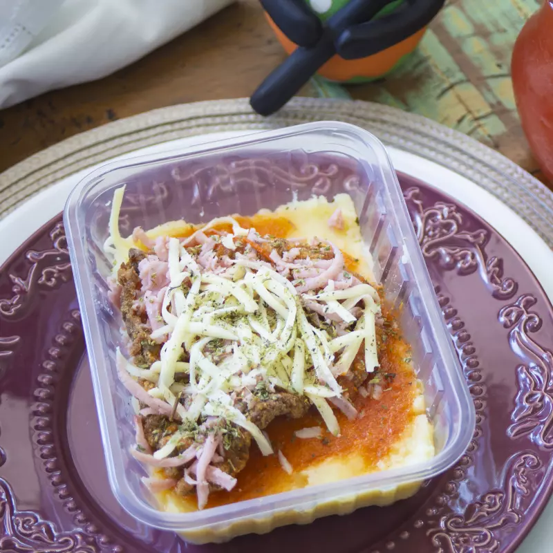 Parmegiana de Boi com Purê de Batata