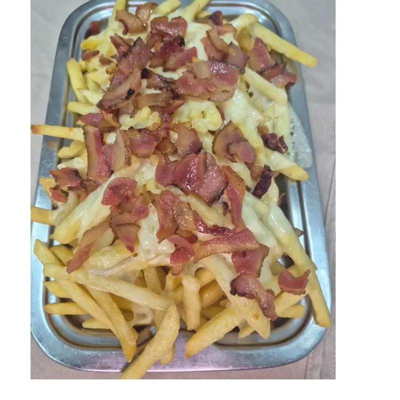 Batata Frita com Queijo e Bacon