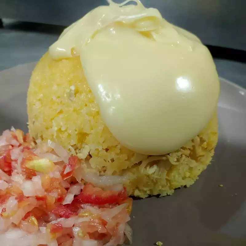 cuscuz recheado de frango