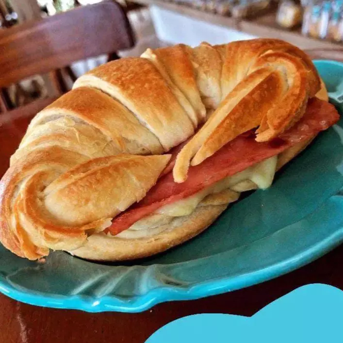 croissant Presunto e Mussarela
