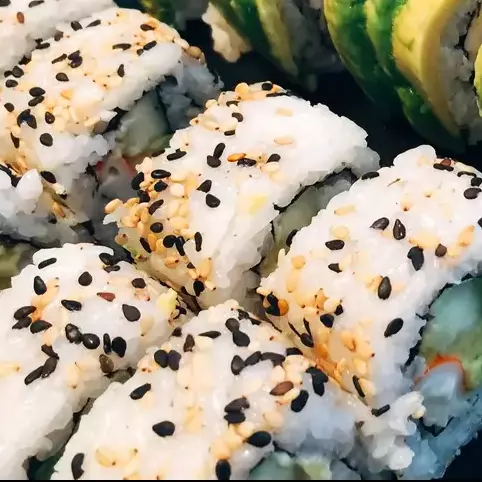 30. CALIFORNIA MAKI 12 PIEZAS ORDEN COMPLETA