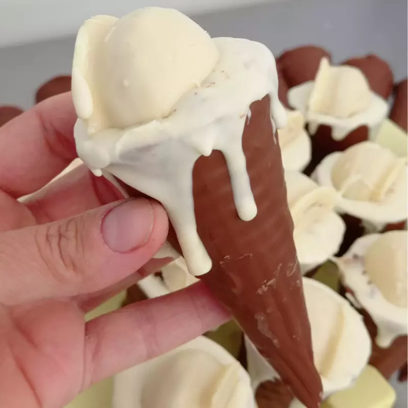 Cone Trufado Ouro Branco