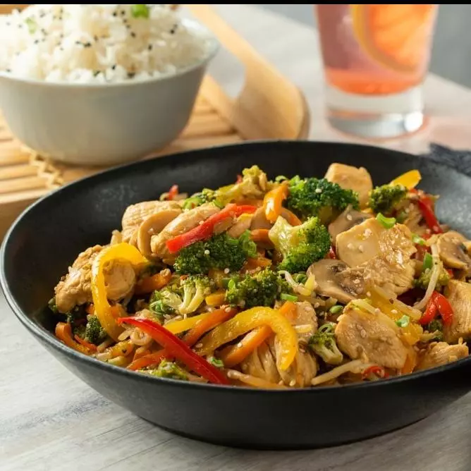 PLATO CHOP SUEY