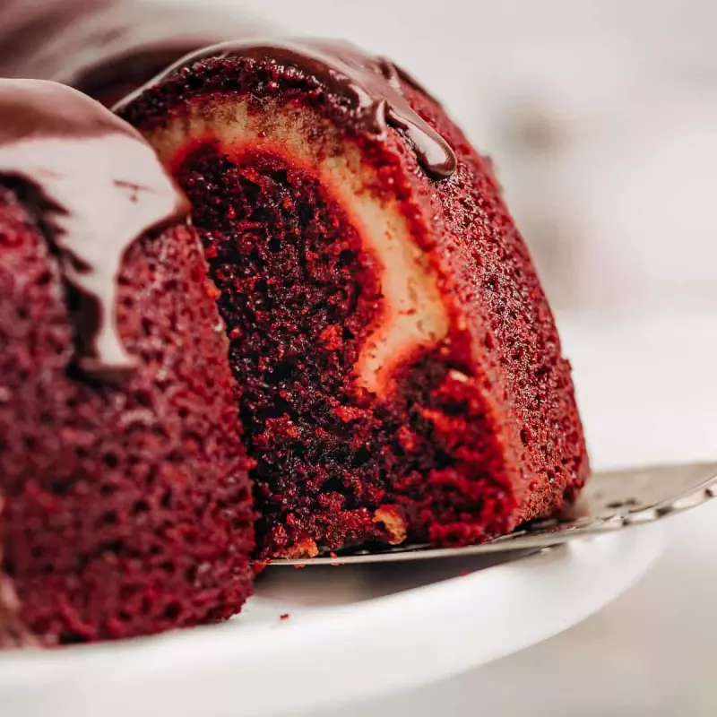 Queque de red velvet y cheesecake