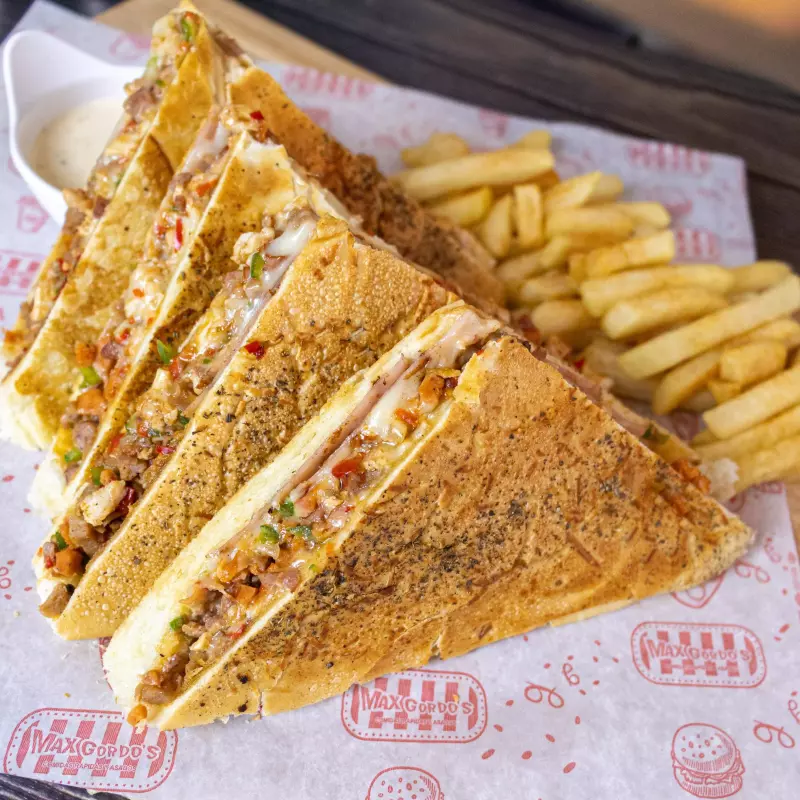 Sandwich Especial Max Gordo´s