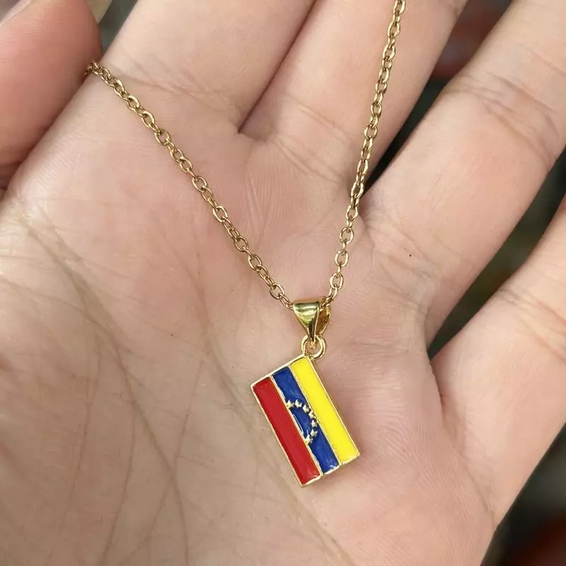 Collar dije Bandera