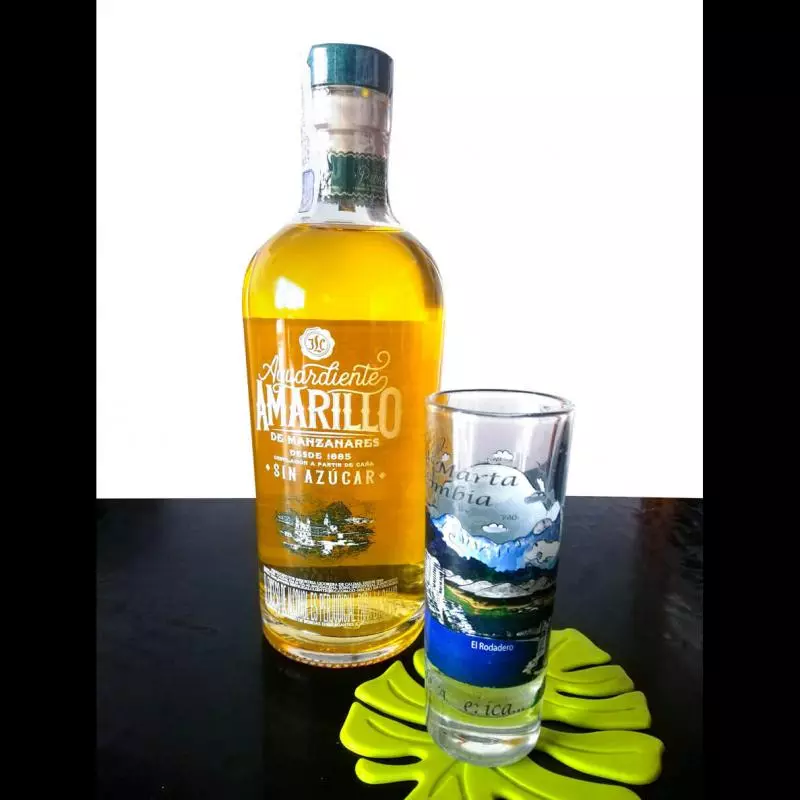 Aguardiente amarillo de Manzanares