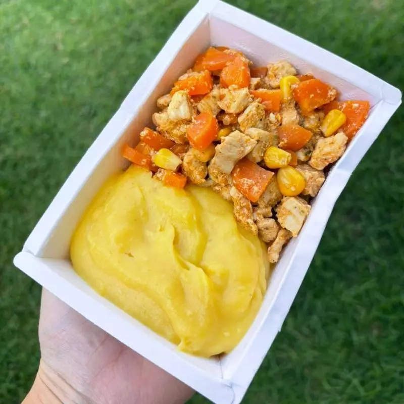 Purê de Baroa com frango