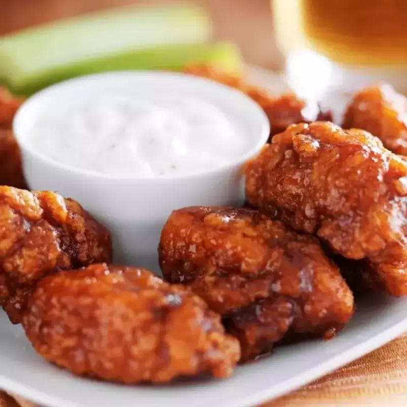 BONELESS BBQ PICANTE