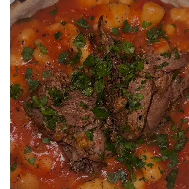 Tuco y carne desmechada