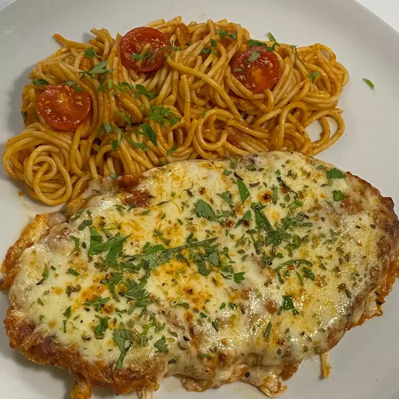 spaghetii parmesao frango