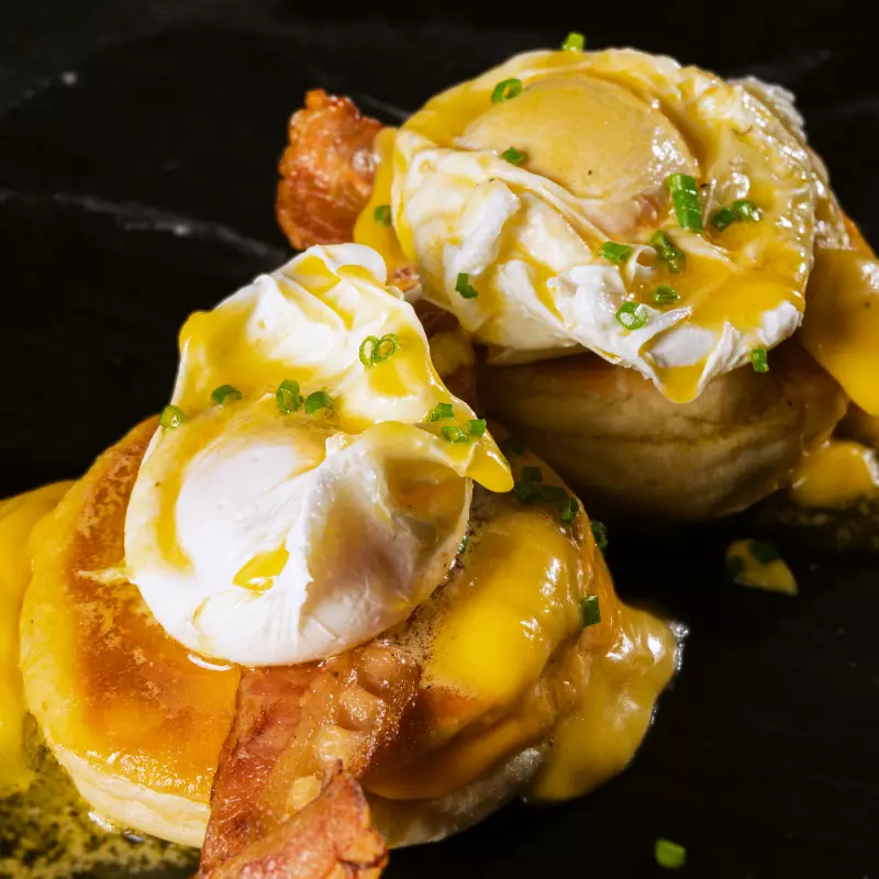 Huevos Benedictinos