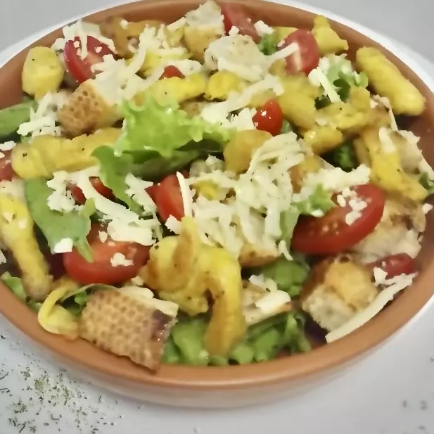 Salada Caesar