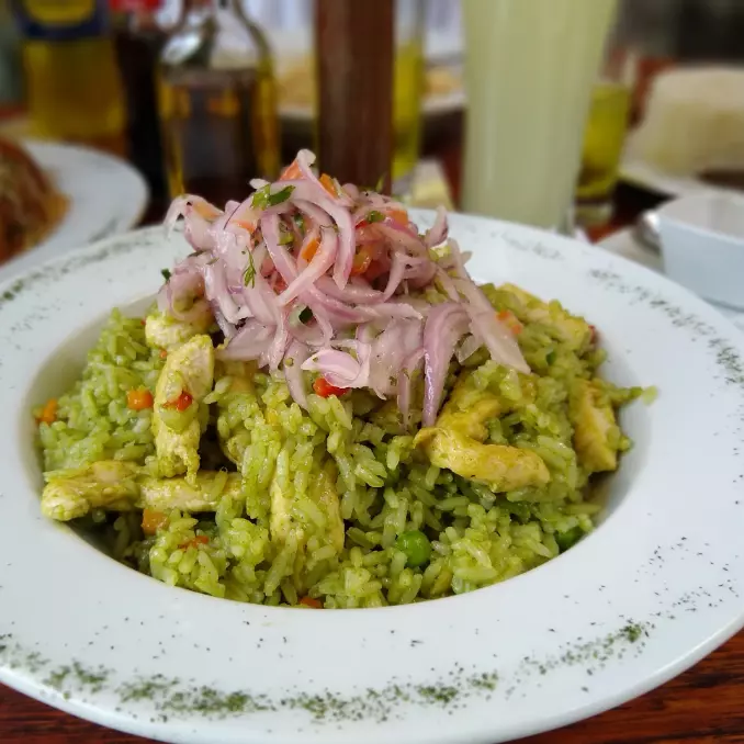Arroz Con Pollo Estilo Peruano
