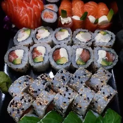SUSHiMOLI clásica p/4 54pz