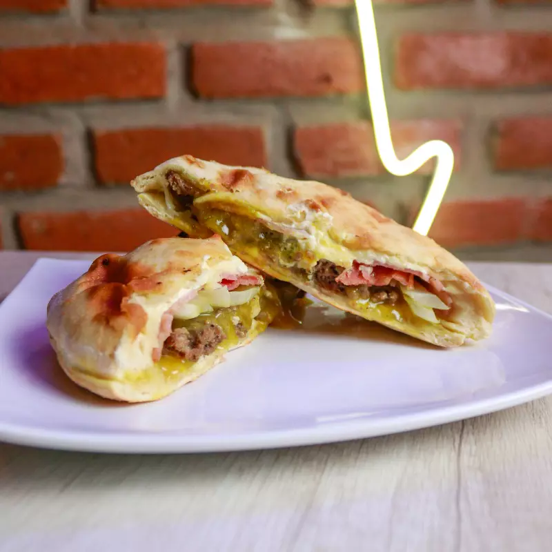 HAMBURGUESA ESTOFADA