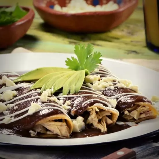 ENFRIJOLADAS DE POLLO