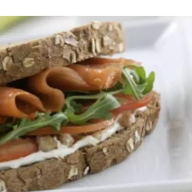 SÁNDWICH DE SALMÓN