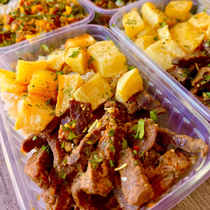 Patinho c/ Batata Sauté e Arroz
