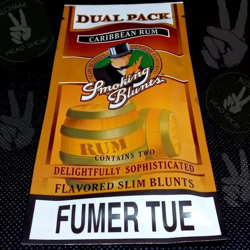 Smoking Blunts 𝗥𝘂𝗺
