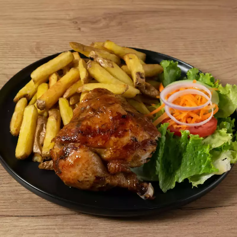 1/4  pollo + papas + ensalada