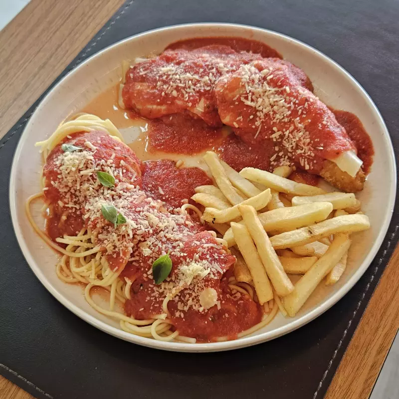 Frango à parmegiana