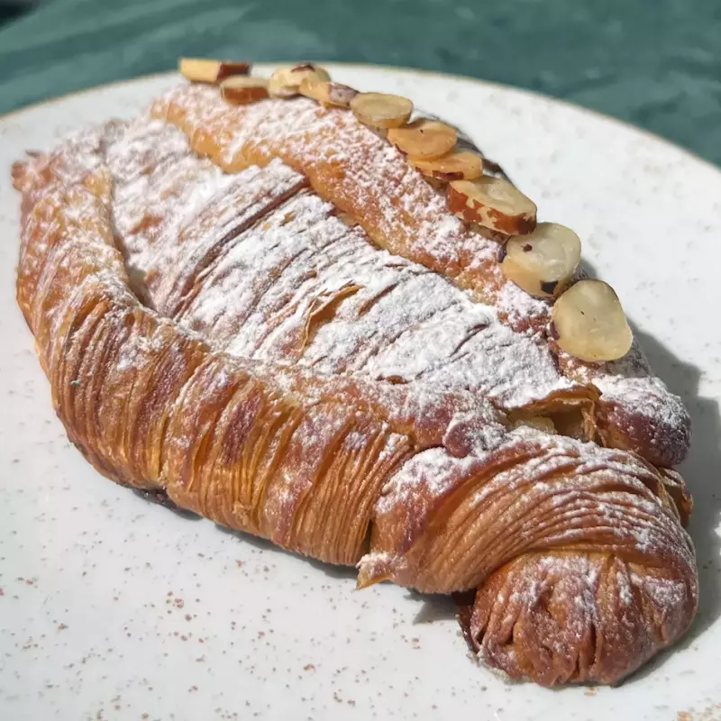 Croissant Frangi de Almendras