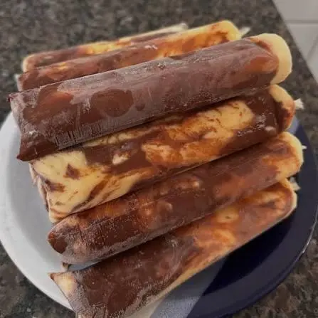 Sacolé de Mousse de Maracujá c/Choco