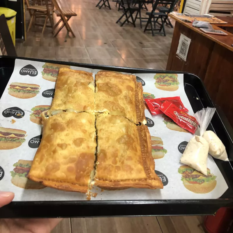 PASTEL FRANGO C/QUEIJO