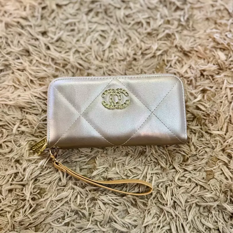 BILLETERA CHANEL GOLD