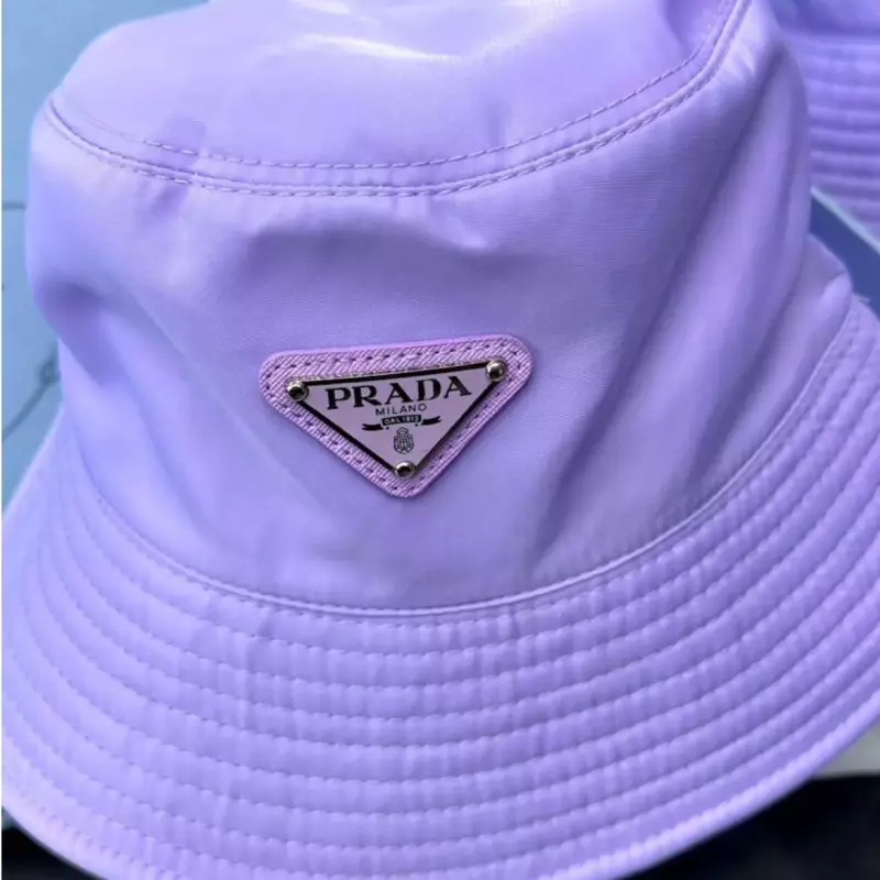 GORRO PRADA