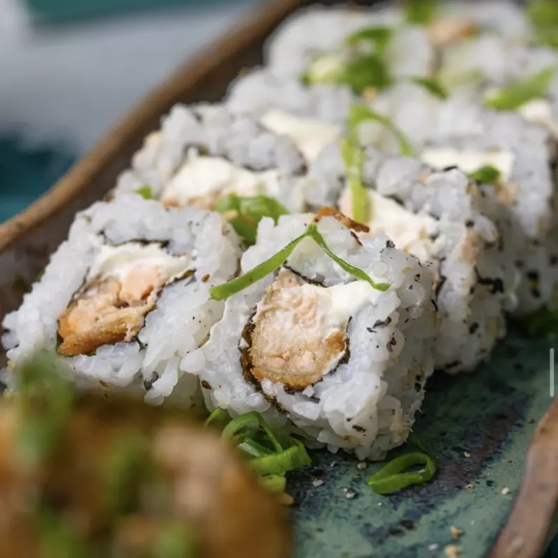 Uramaki Salmão empanado