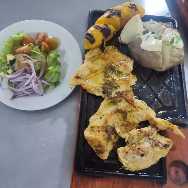 POLLO A LA PARRILLA