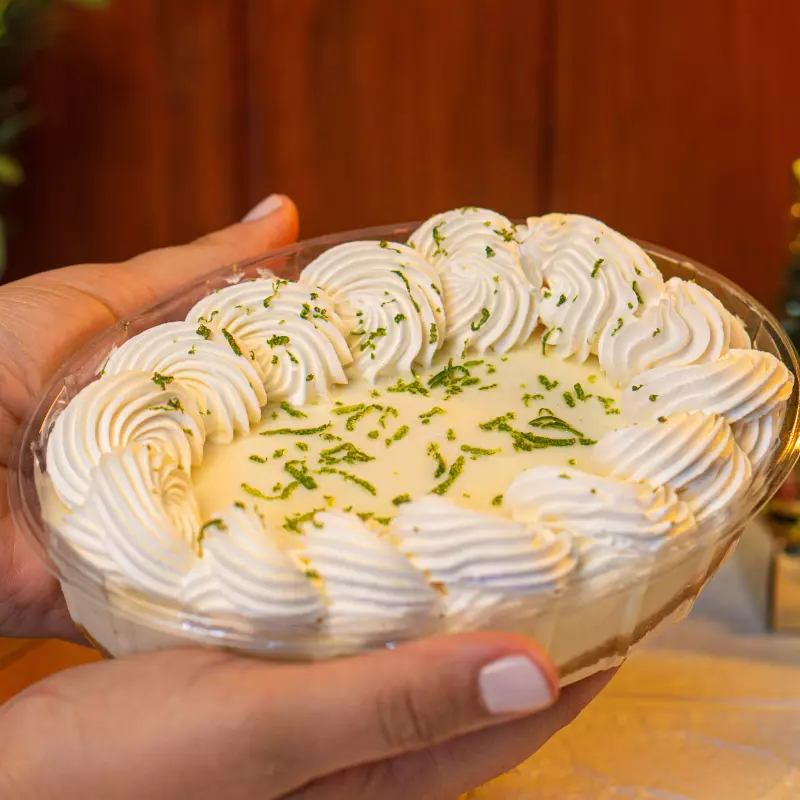 TORTA DE LIMÃO NA TRAVESSA