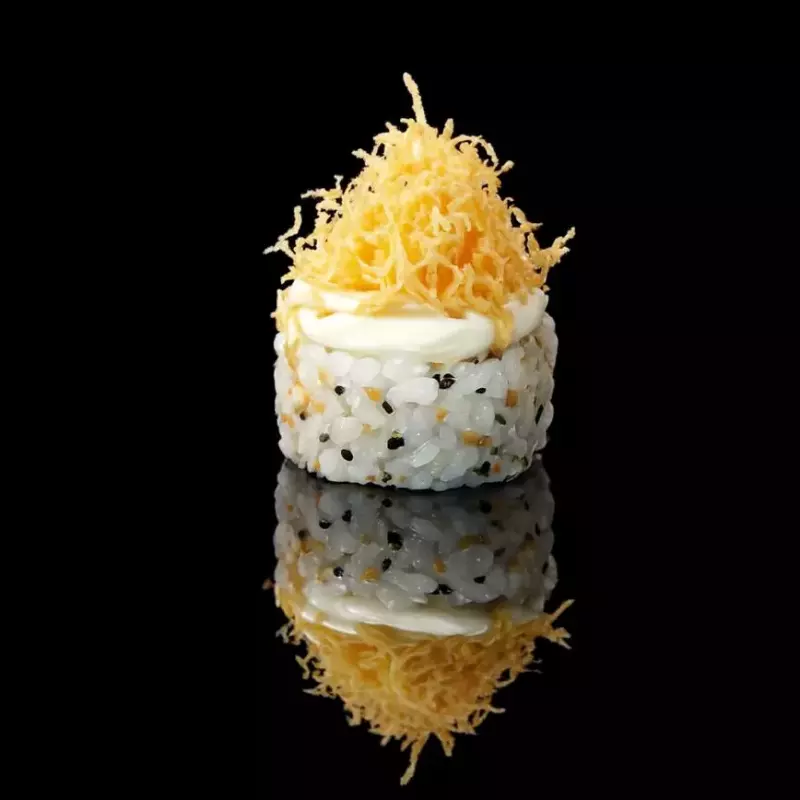 URAMAKI BATATA CRISPY 8 PEÇAS