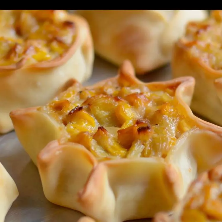 •Empanada de Choclo