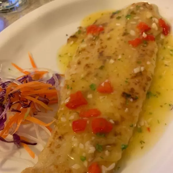 FILETE AL AJILLO (CORVINA)