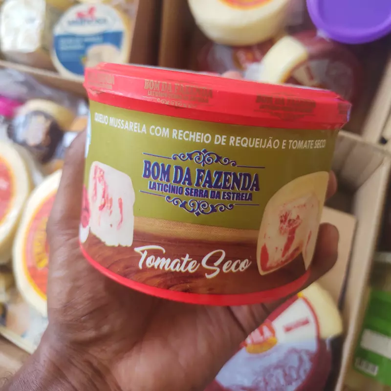 QUEIJO TRUFADO C TOMATE SECO 600G