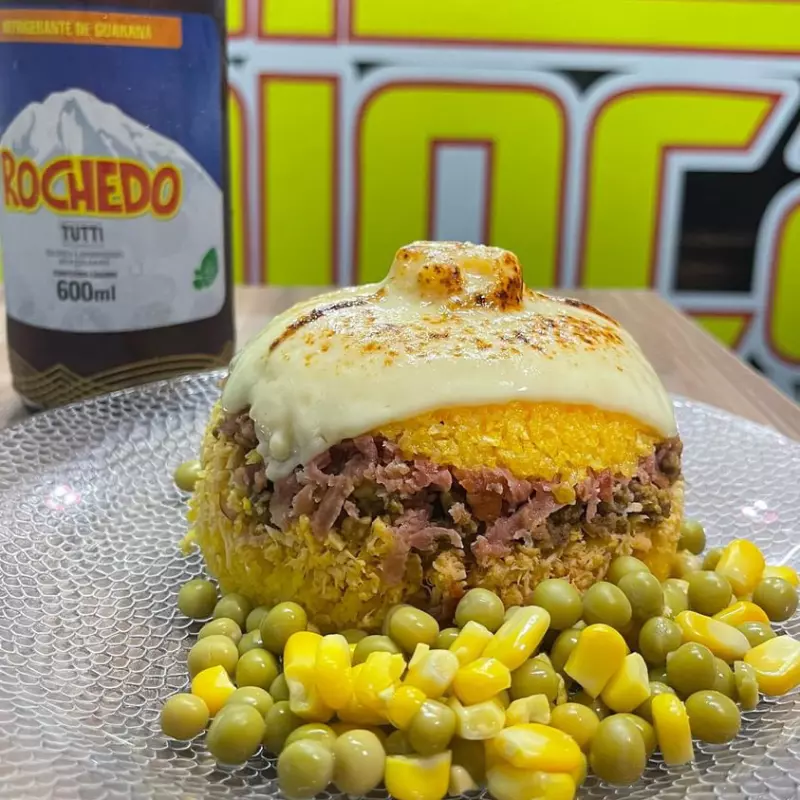 Cuscuz Mega Recheado + Cajuína